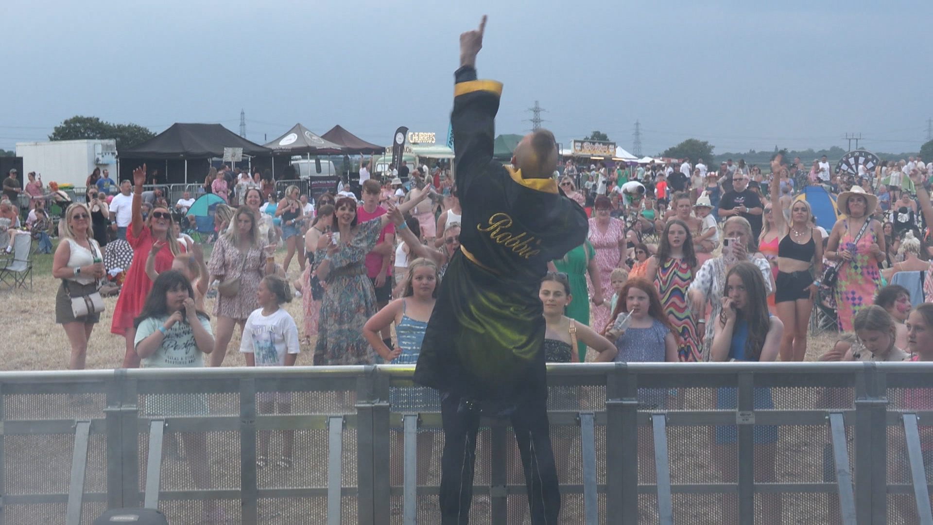 Robbie Williams Tribute Act from Pete_Pinnington_Productions