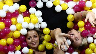 Pete_Pinnington_Productions Selfie Photo Experiences - Photo Booth Ball Pit