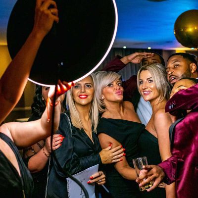 Pete_Pinnington_Productions Selfie Photo Experiences - Roamer