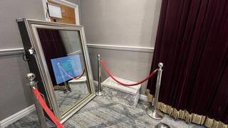 Pete_Pinnington_Productions Selfie Photo Experiences - Magic Selfie Mirror